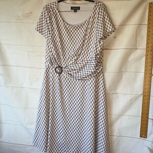 Perceptions Black and White Geometric Midi Dress